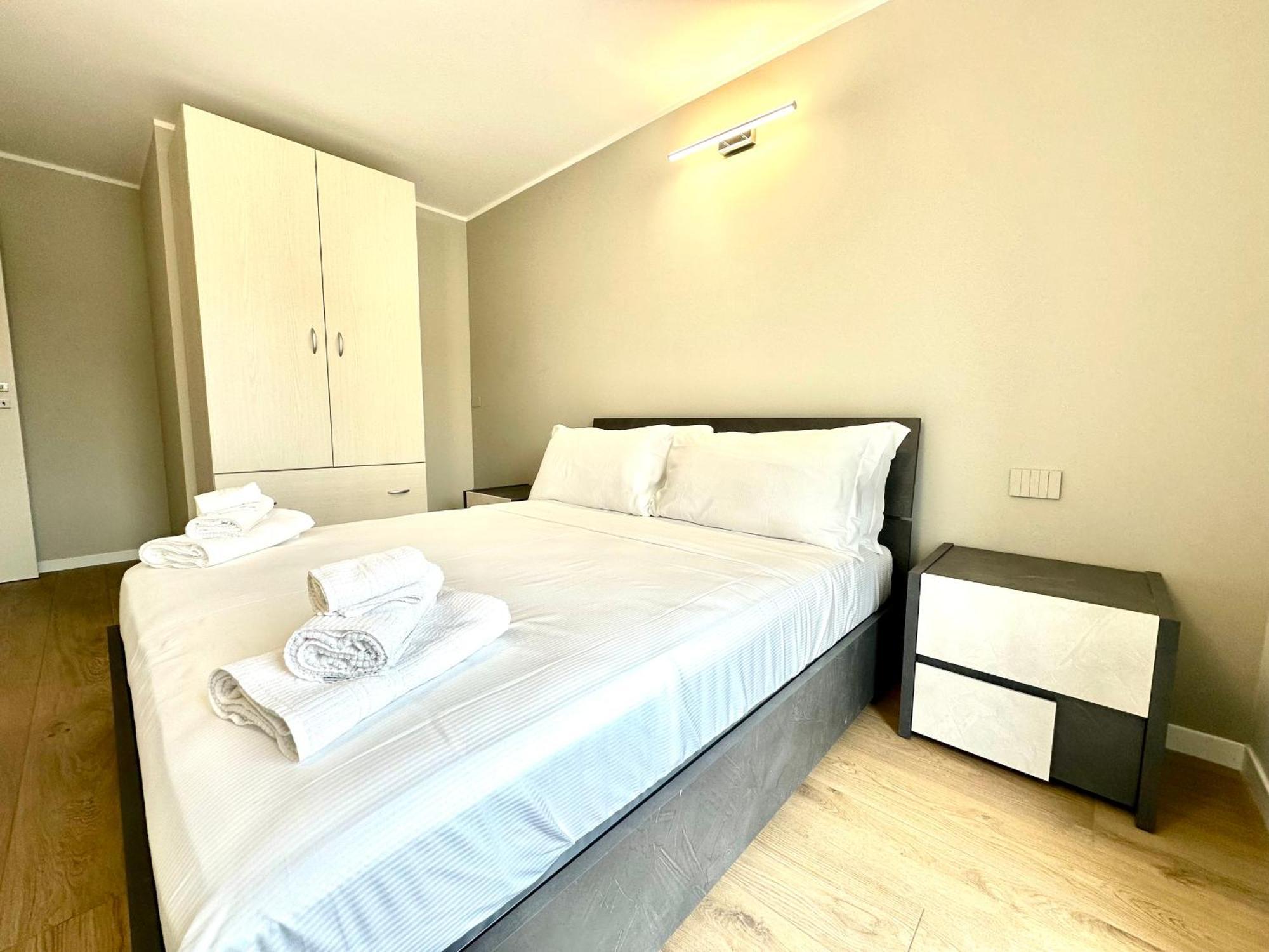 Be-C0 Sempione Luxury Apt Milan Exterior photo